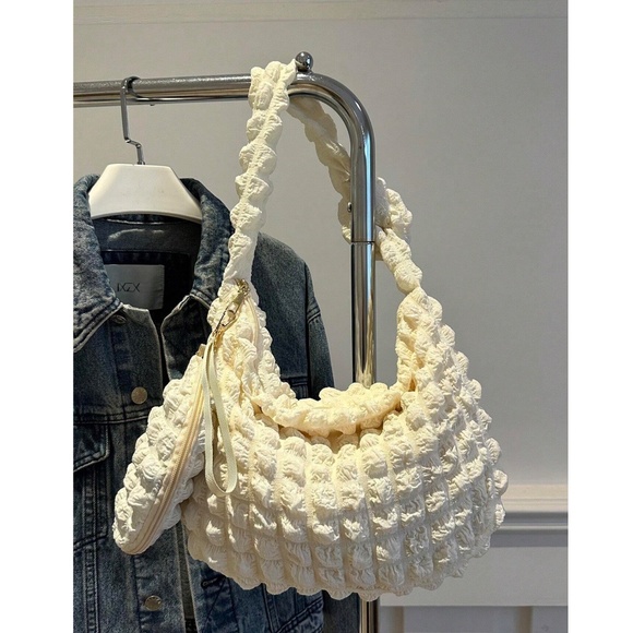 Minimalist Quilted Puffer Medium Size Shoulder Crossbody Bag Set - Picture 9 of 14